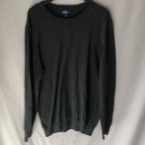 Men’s light sweater